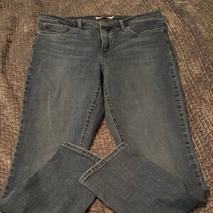 Women’s Levi’s 312 Shaping Slim